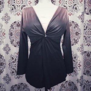 NWOT Long Sleeve V-Neck Ombré Empire Twist Top